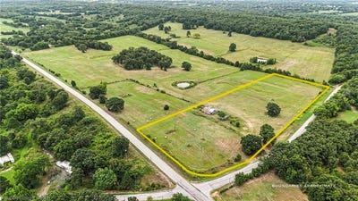 /international/us/tbd2-witcherville-cutoff-huntington-ar-110119494252/
