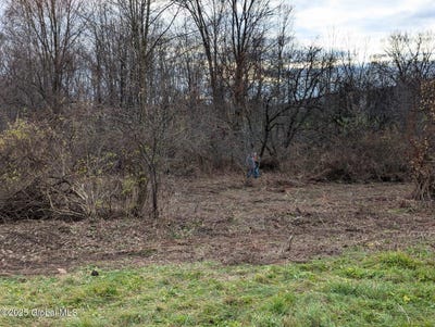 /international/us/5-white-creek-road-hoosick-ny-110100089650/