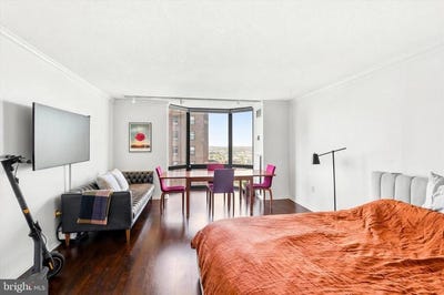 /international/us/2018-32-walnut-street-philadelphia-pa-110108617508/