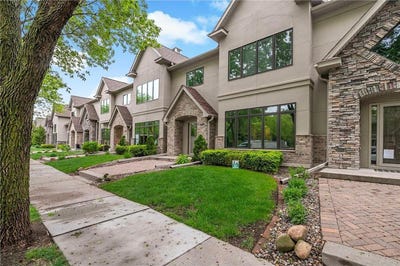 /international/us/337-willoughby-way-w-minnetonka-mn-110108295413/
