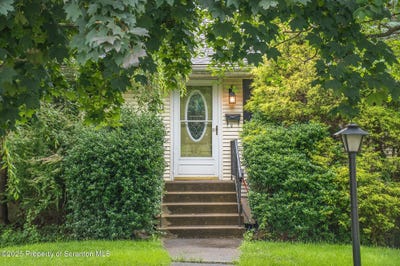 /international/us/2714-colliery-avenue-scranton-pa-110100655832/