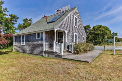 /international/us/314-route-6-unit-1-truro-ma-110093633477/
