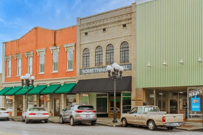 /international/us/110-e-main-street-union-sc-110102938834/