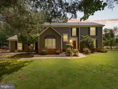 /international/us/13505-clear-lake-court-herndon-va-110100464398/?lang=zh-tw