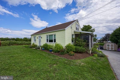 /international/us/55-larkspur-ln-elizabethtown-pa-110119710358/