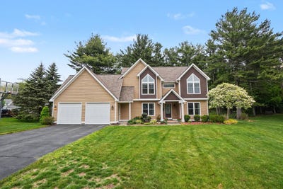 /international/us/205-woodlark-court-holland-mi-110108014095/
