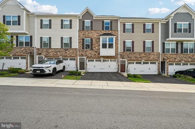 /international/us/8119-primrose-lane-laurel-md-110100945877/