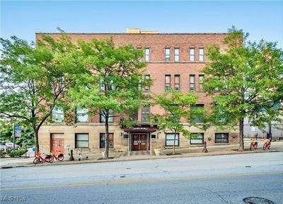 /international/us/1133-w-9th-street-cleveland-oh-110101865218/