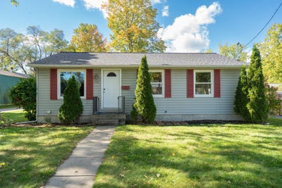 /international/us/249-elizabeth-street-rockford-mi-110120465800/