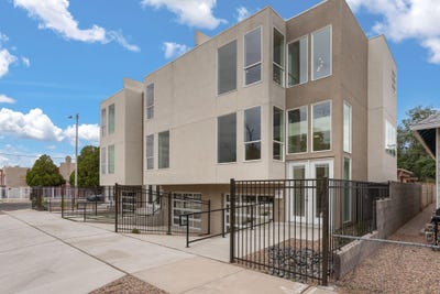 /international/us/233-stover-avenue-sw-albuquerque-nm-110101252588/