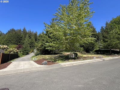 /international/us/2211-timberline-dr-coos-bay-or-110097470120/?lang=zh-cn