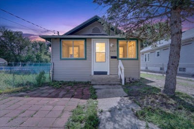 /international/us/1621-dewey-avenue-beloit-wi-110109051294/
