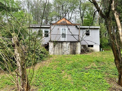 /international/us/2302-hunter-rd-greensburg-pa-110107841995/