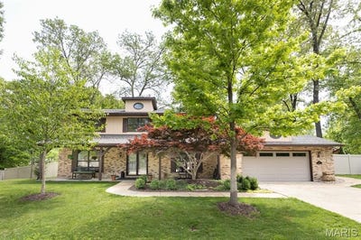 /international/us/107-w-brittany-lane-o-fallon-il-110107734448/