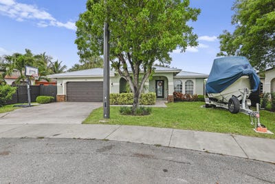 /international/us/401-nw-16th-place-pompano-beach-fl-110107818269/