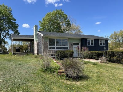/international/us/32-crawford-st-randolph-ma-110108018625/