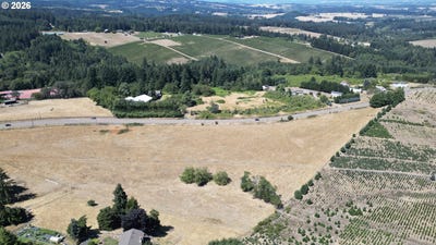 /international/us/sw-hillsboro-hwy-newberg-or-110119505388/