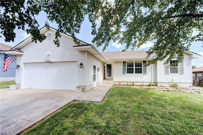 /international/us/613-wells-terrace-odessa-mo-110101420573/?lang=zh-tw