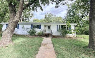 /international/us/304-s-valley-eureka-ks-110110294593/