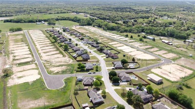/international/us/sienna-drive-lot-2b-blk-3-alvord-tx-110091032202/
