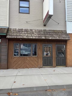 /international/us/172-lake-ave-n-phillips-wi-110096528699/