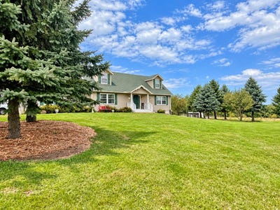 /international/us/927-40th-street-clayton-wi-110110166491/