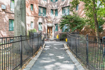 /international/us/1946-e-tremont-avenue-bronx-ny-110120135465/