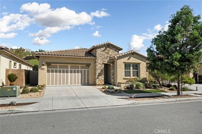 /international/us/24446-overlook-drive-corona-ca-110110366023/
