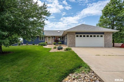 /international/us/910-fyre-lake-drive-sherrard-il-110100569459/