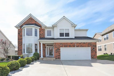 /international/us/829-clover-ridge-lane-itasca-il-110107479285/