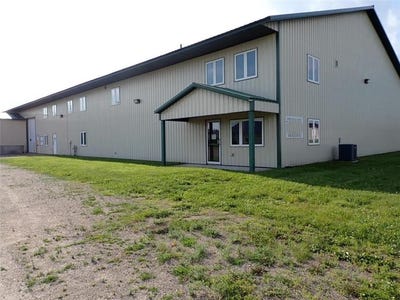 /international/us/940-6th-avenue-ne-milaca-mn-110105860950/