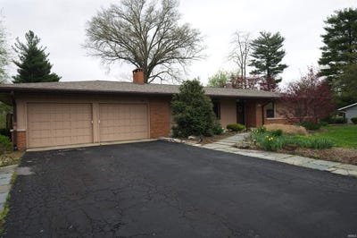 /international/us/684-w-greenbrier-lane-sullivan-in-110107015490/