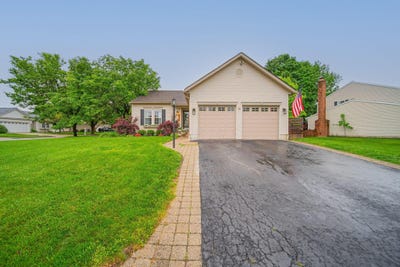/international/us/4419-prairie-pine-court-hilliard-oh-110108397396/