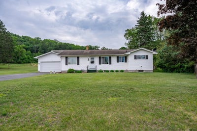 /international/us/107-oak-street-necedah-wi-110100197759/?lang=en