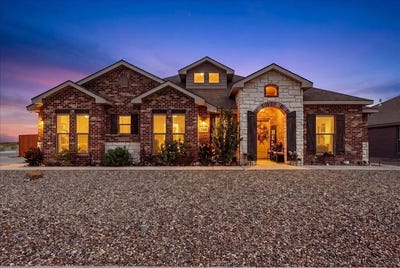 /international/us/2401-bastrop-ave-midland-tx-110120485797/