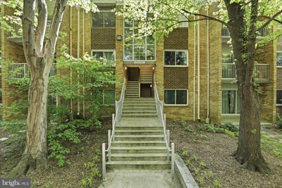 /international/us/8002-le-havre-place-falls-church-va-110107873097/