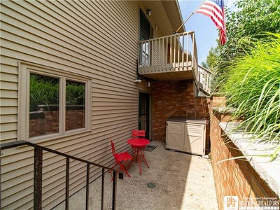 /international/us/38-oneida-drive-chautauqua-ny-110100531709/