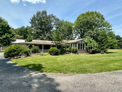 /international/us/2032-n-1150th-st-flat-rock-il-110109069296/