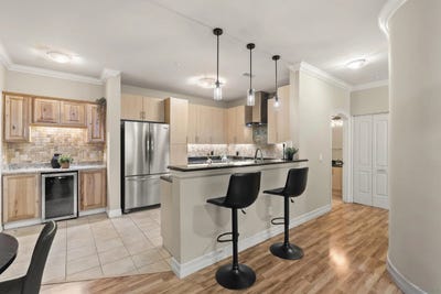 /international/us/1225-island-ave-san-diego-ca-110120558424/