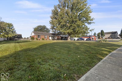 /international/us/2030-whitetail-court-avon-in-110120722319/