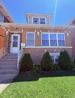 /international/us/2737-n-73rd-avenue-elmwood-park-il-110108489785/