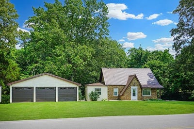 /international/us/2364-old-hwy-79-dover-tn-110098911232/