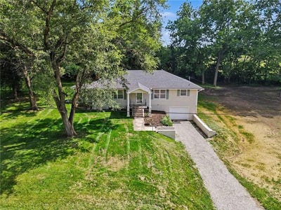 /international/us/339-w-oak-street-trimble-mo-110109011915/