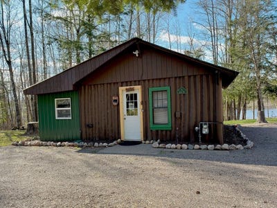 /international/us/2510-martha-lake-rd-mercer-wi-110107690443/