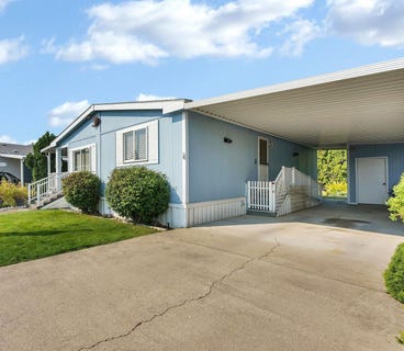 /international/us/210-s-blueberry-pl-greenacres-wa-110109880781/