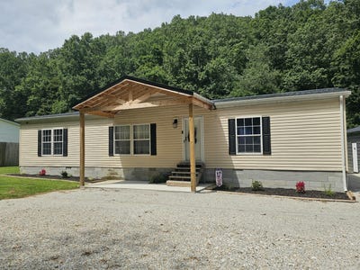 /international/us/780-poplar-hollow-road-morehead-ky-110101214856/