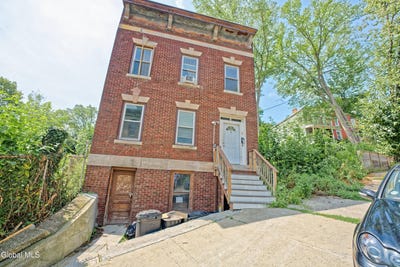 /international/us/7-wilbur-street-albany-ny-110101210540/