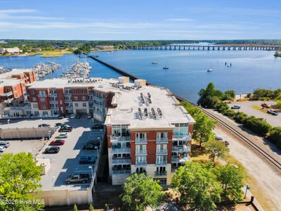 /international/us/336-sky-sail-boulevard-new-bern-nc-110107681684/