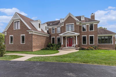 /international/us/2865-walters-way-ann-arbor-mi-110106316554/