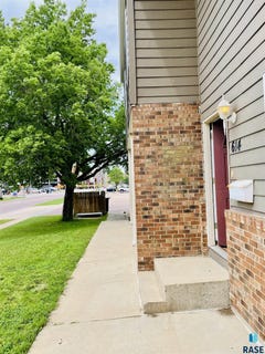 /international/us/614-e-6th-st-sioux-falls-sd-110108541892/